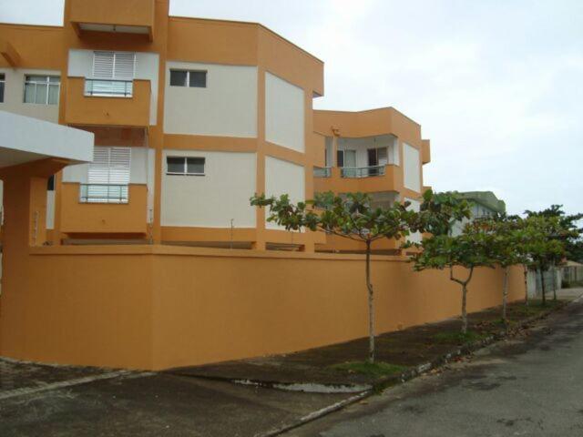 Apartamento Ubatuba Bagian luar foto